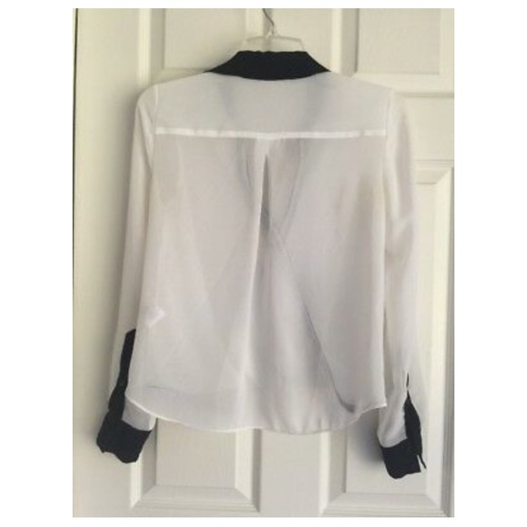 🌹bebe twist drape blouse💝 - Picture 3 of 3